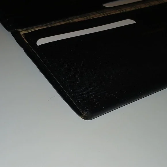 Burberry Wallet Includes C O A